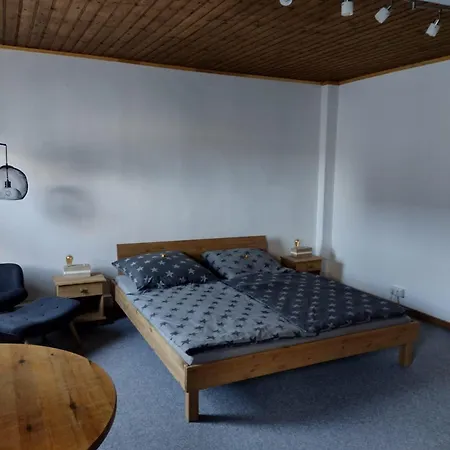 Ferien-in-ruhiger-strasse-in-stadtteil-von-giessen